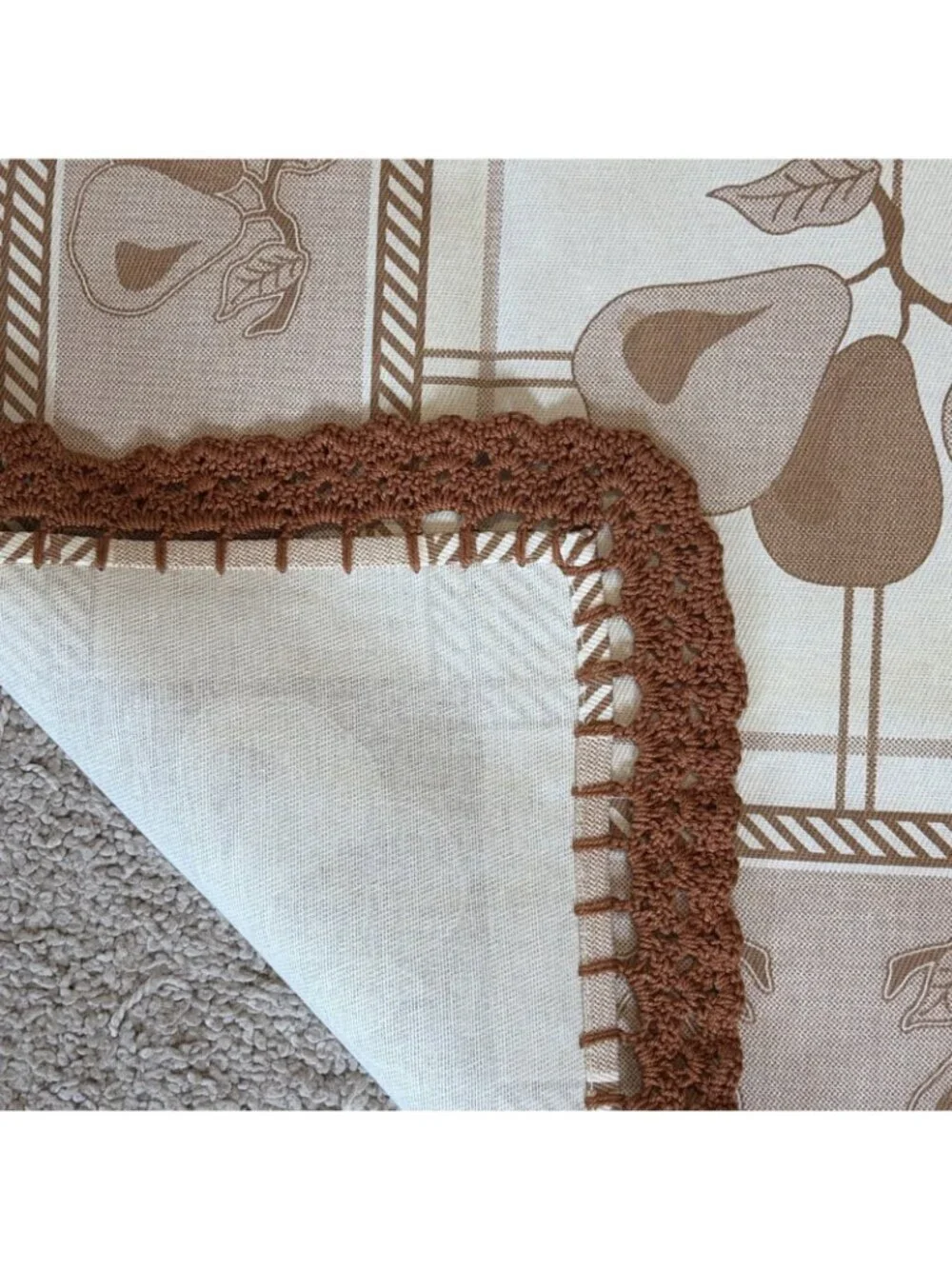 Vintage Table Cover Tablecloth Brown Pears Crochet Border Square 28X30